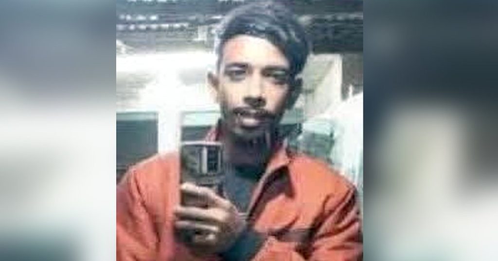 মেয়েকে উত্ত্যক্তের প্রতিবাদ করায় বাবাকে মারধর, যুবক আটক