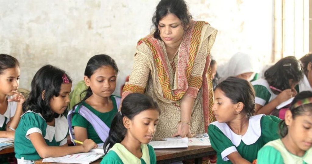 শিক্ষামন্ত্রীর বক্তব্য ও সভার সিদ্ধান্তে অমিল, শিক্ষক নিয়োগ নিয়ে বিতর্ক