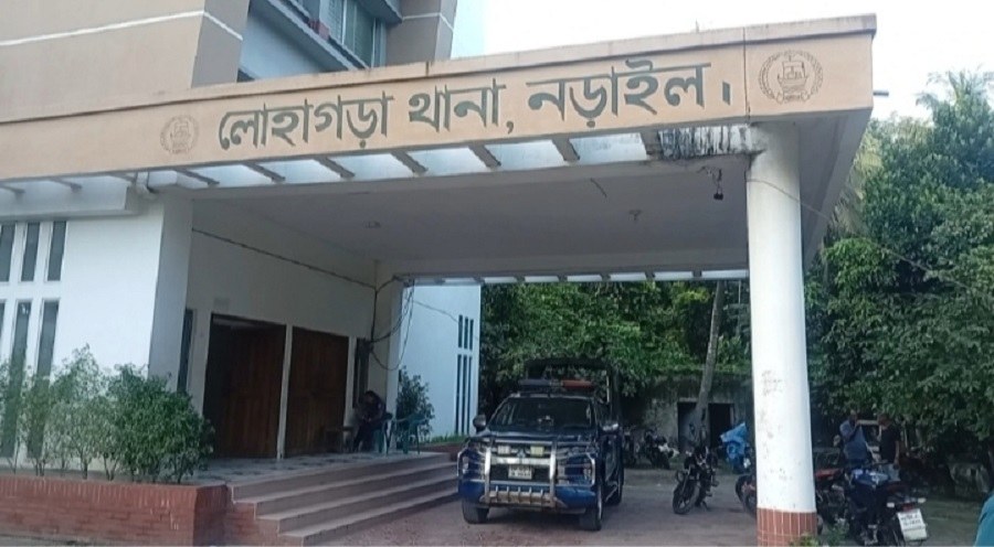 নড়াইলে স্ত্রীকে হত্যা, স্বামী থানায় আত্মসমর্পণ