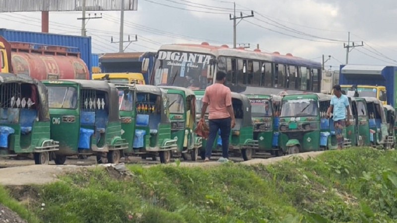 ব্রাহ্মণবাড়িয়ায় সিএনজি ভাড়ায় অতিরিক্ত আদায়ের অভিযোগ
