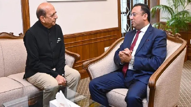শেখ হাসিনার রাজনৈতিক কার্যক্রম ঠেকাতে ভারতের সহযোগিতা চায় বাংলাদেশ