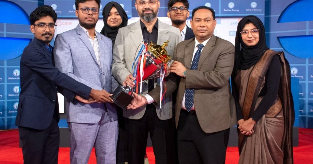 যুব ও ক্রীড়া প্রতিমন্ত্রীর বক্তব্যে দুর্নীতির অভিযোগ ও যুবকদের দক্ষতা বৃদ্ধির উদ্যোগ