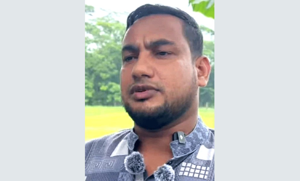 পটুয়াখালীর বাউফলে গৃহবধূর ঘরে যুব জামায়াত নেতা আটক