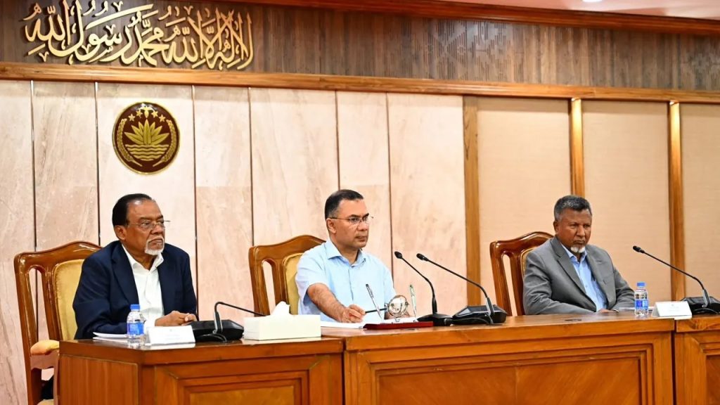 প্রধানমন্ত্রী ইউএনওদের মানবিকতার সঙ্গে কাজ করার আহ্বান জানিয়েছেন