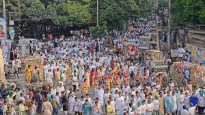 ঢাকার ৪১৬ বছর পূর্তি উপলক্ষে জগন্নাথ বিশ্ববিদ্যালয় থেকে বর্ণাঢ্য শোভাযাত্রা
