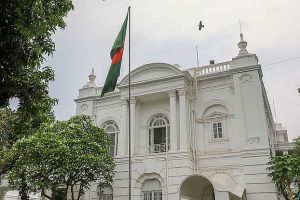 দুই শিবির নেতাকে রাস্তায় থামিয়ে থানায় নেওয়ার কথা জবানবন্দিতে বললেন পুলিশ সদস্য