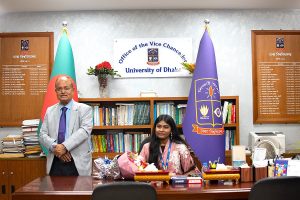 এক দিনের জন্য ঢাকা বিশ্ববিদ্যালয়ের উপাচার্য হলেন কলেজশিক্ষার্থী শীতল