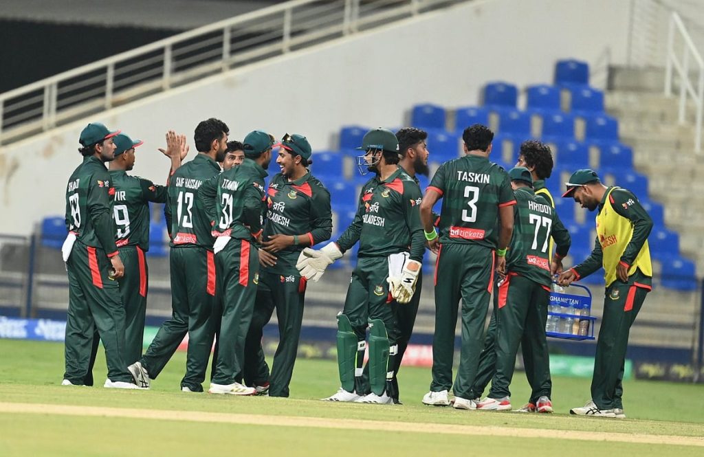 যেভাবে জিম্বাবুয়ের কাছে ৯৯ রানে হারল বাংলাদেশ